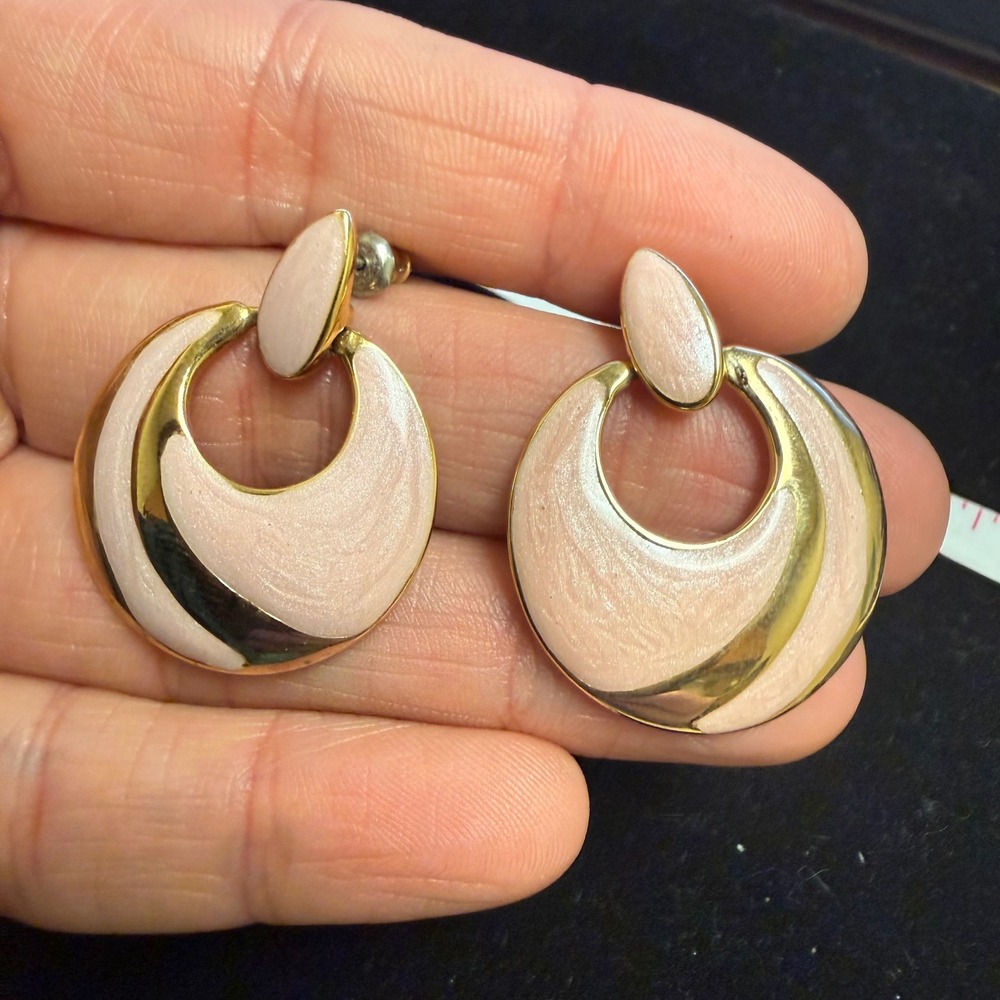 Vintage Peach Enamel Gold Tone Door Knocker Crescent Drop Earrings Retro 80s